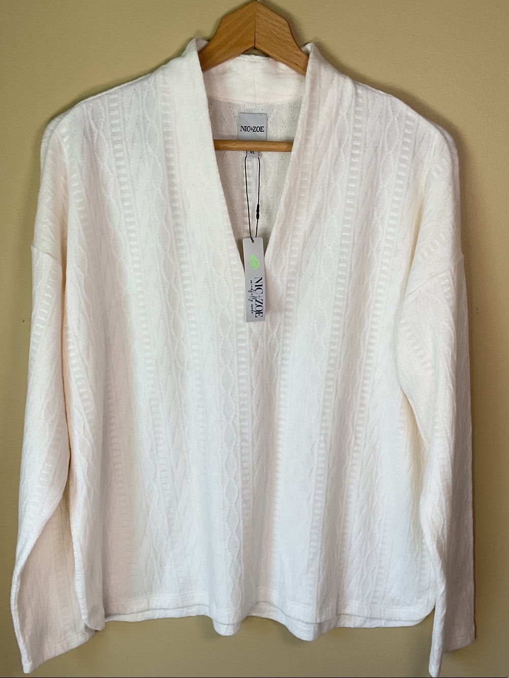 NIC+ZOE Cream Cable V‑Neck Sweater Size XL